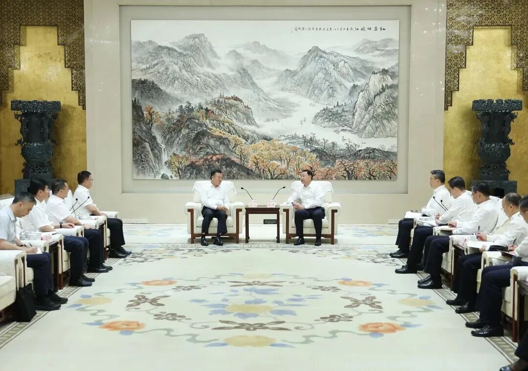 关志鸥会见住房和城乡建设部党组书记、部长倪虹