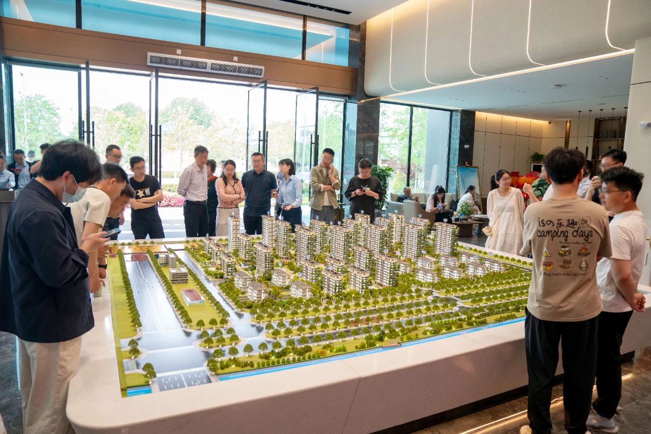 高品质住宅受热捧 “民发鑫龙·未央书院”首开售罄
