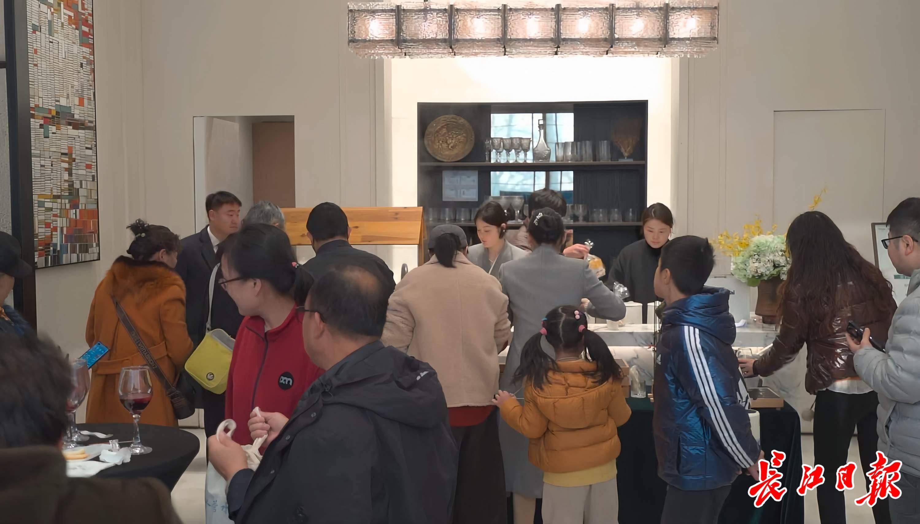 春节假期新房销售同比增长近三成，武汉楼市显现回暖信号