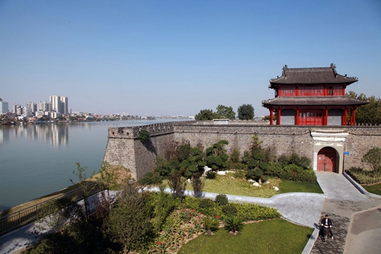襄阳古城.jpg